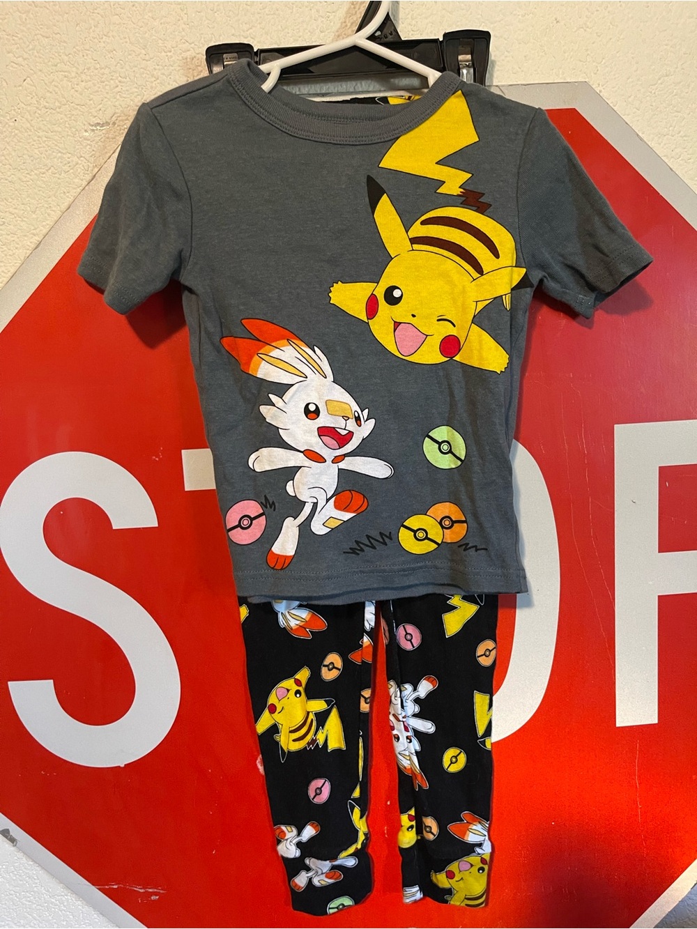 Pokemon Kids Gray & Black Pikachu & Scorbunny Pajama Set
